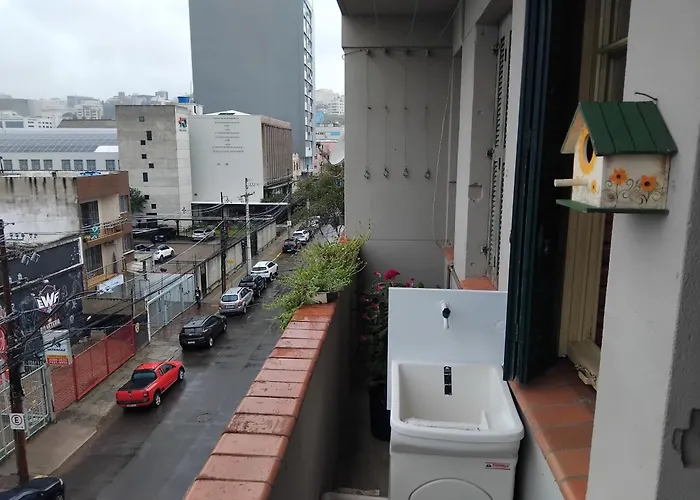 Apartamento Apto Ensolarado C Vista-varanda-elevador 40m2 Perto Centro-rodoviária-metrô-shopping-restaurantes-mercados-hospitais-aeroporto