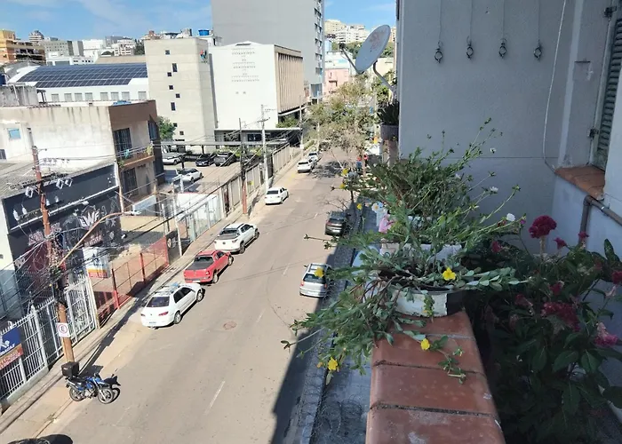 Apartamento Apto Ensolarado C Vista-varanda-elevador 40m2 Perto Centro-rodoviária-metrô-shopping-restaurantes-mercados-hospitais-aeroporto
